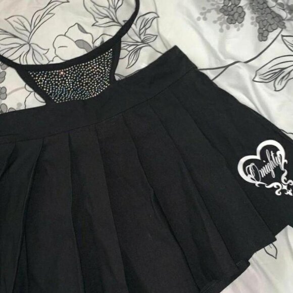 Omighty Black pleated mini skirt with rhinestone thong - Picture 2 of 4